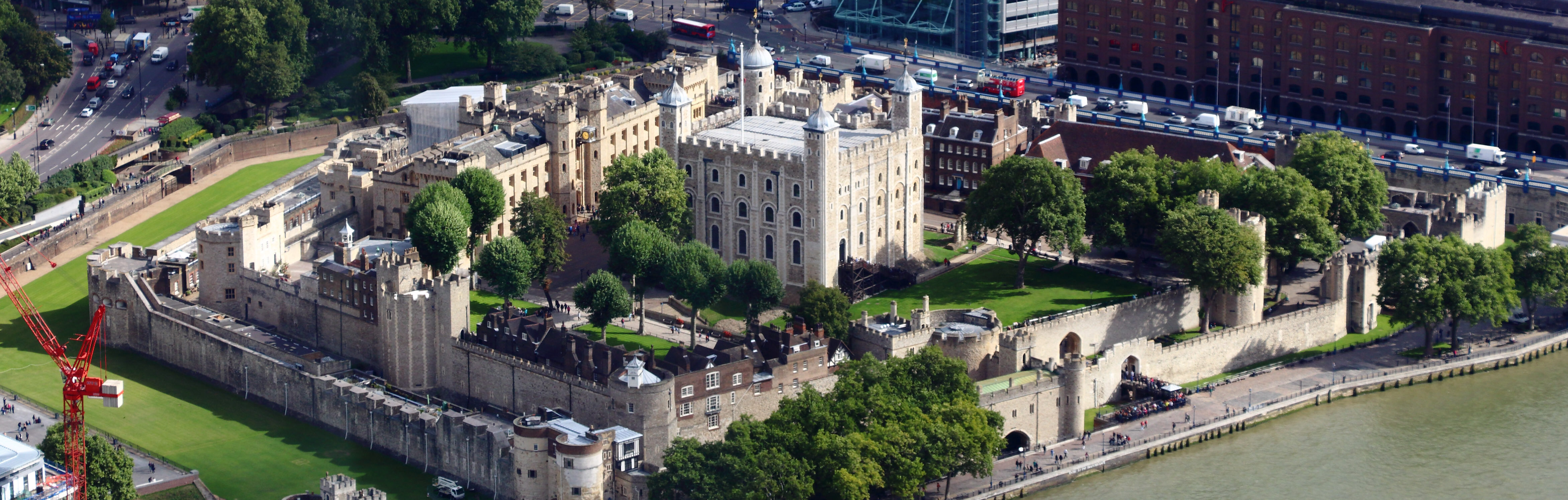 The Tudor Tower of London: A Family-Friendly History Walk